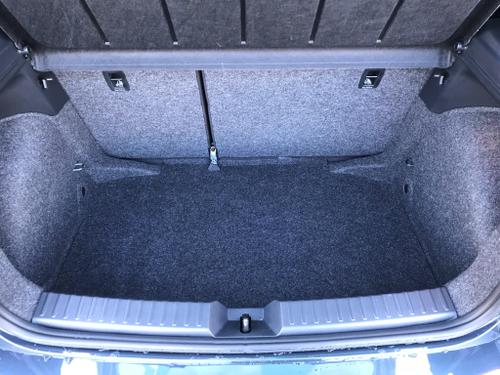 SEAT Ibiza Photo at-09ecf091b45c42d5b6e4c7153bc805f8.jpg