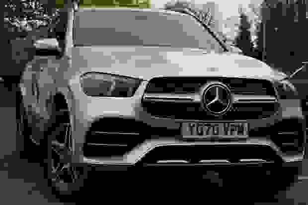 Used 2020 Mercedes-Benz GLE 2.9 GLE350d AMG Line (Premium) G-Tronic 4MATIC Euro 6 (s/s) 5dr Silver at Duckworth Motor Group