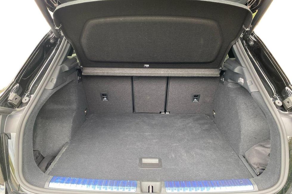 Audi Q3 Photo at-0a270ed4a70c443399a64c232d2fa4be.jpg