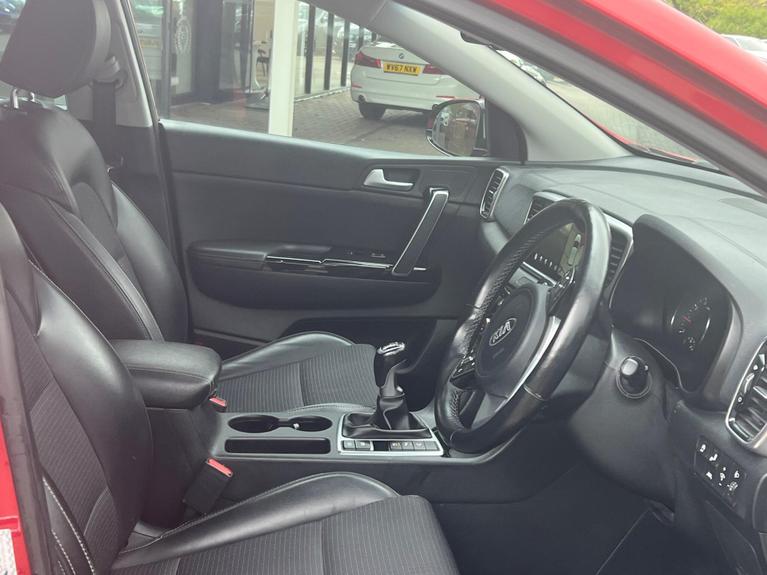 Used Kia Sportage VU68GOA 7