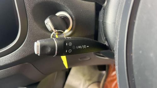 Mercedes-Benz Vito Photo at-0ab29b274810477b90fcc226d0aa16a8.jpg