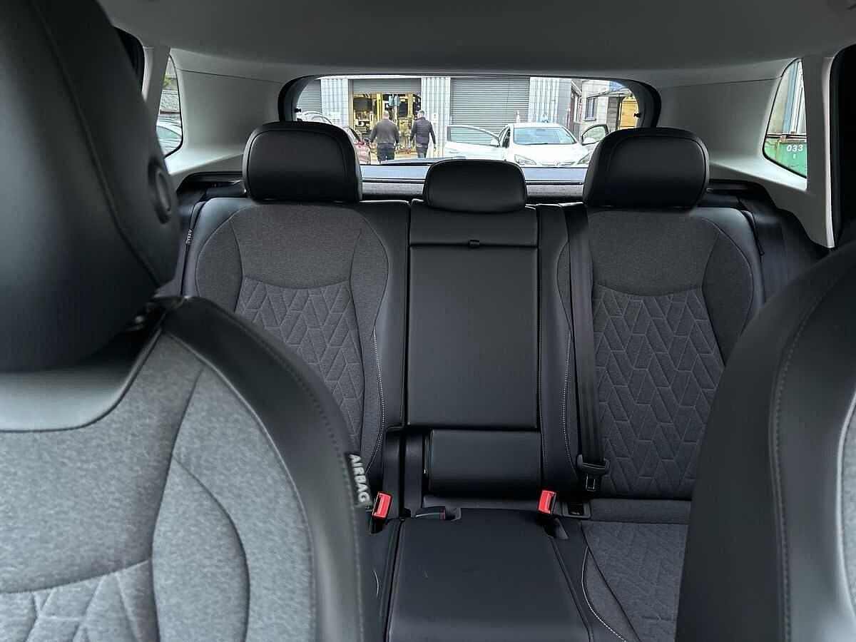 Volkswagen Tiguan Photo at-0ac8c203b1dc4d89b5ae96dc751dc77c.jpg