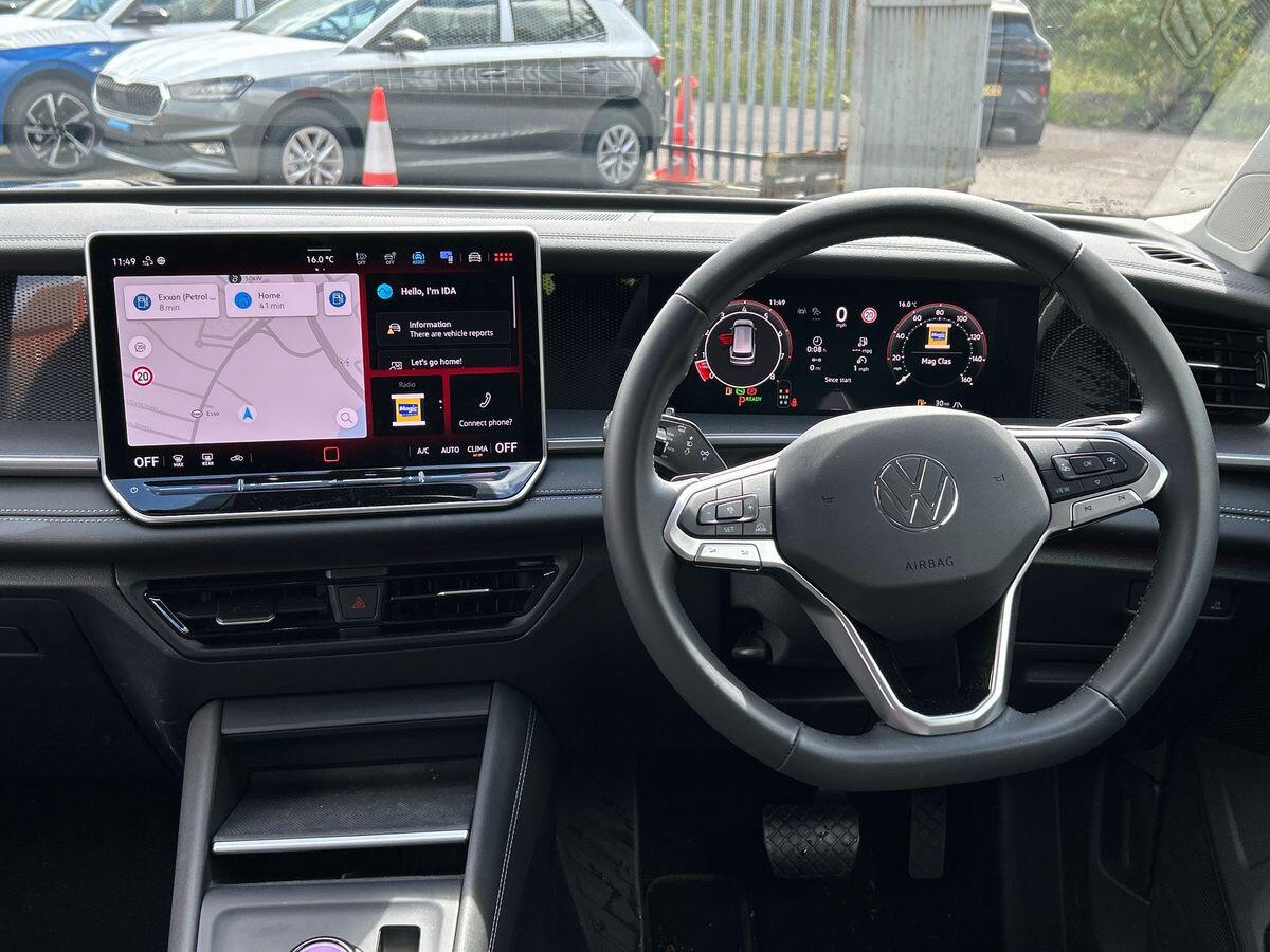 Volkswagen Tayron Photo at-0aeaece7a8df4452b32f27b6d59c5cce.jpg