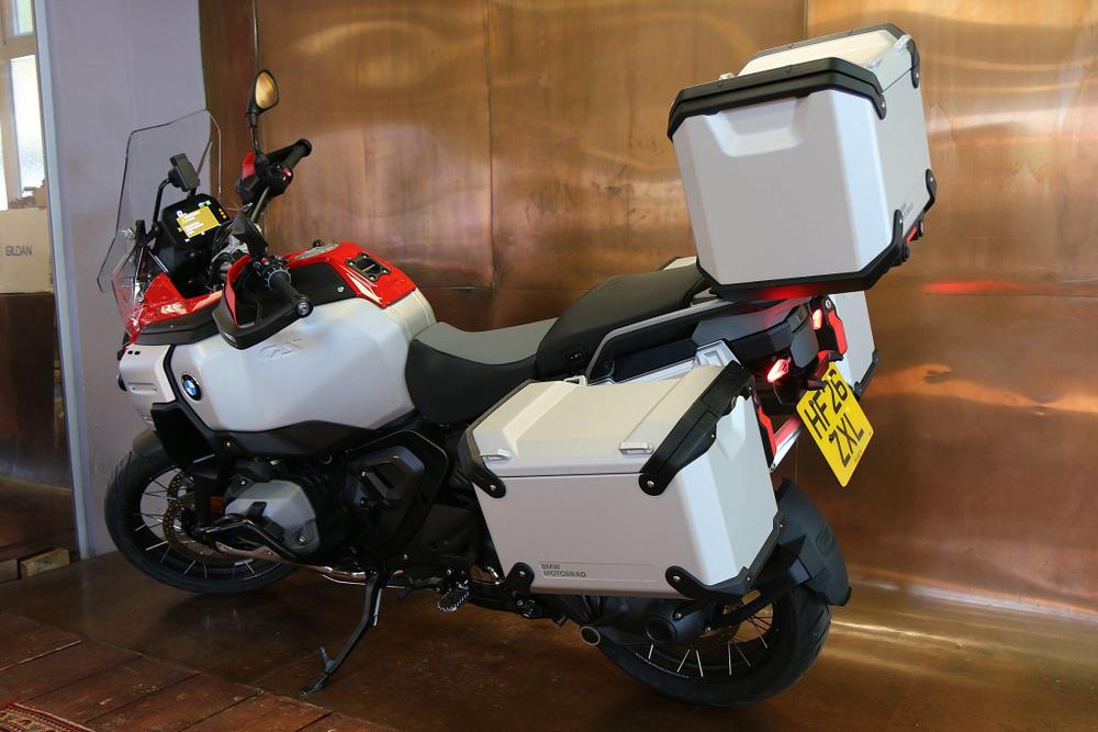 BMW R 1300 GS Adventure Photo at-0b0e7d06e1134b42a8a27087495192d3.jpg