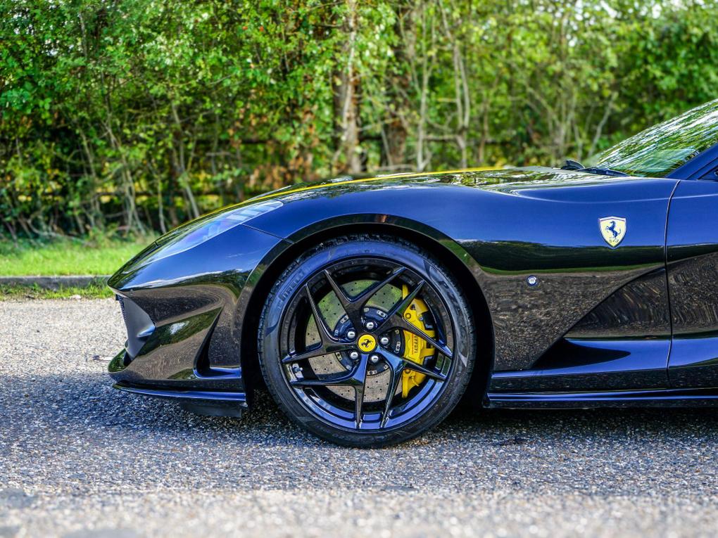 Used Ferrari 812 Superfast OO08SPB 5