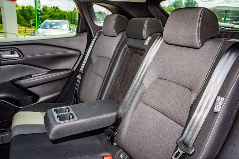 Used Nissan Qashqai YE23VFN 26