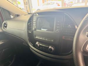 Mercedes-Benz Vito Photo 36