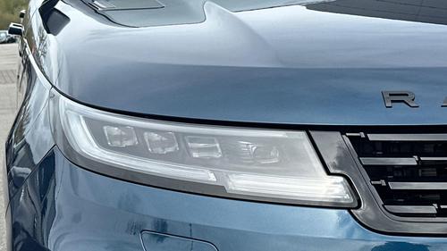 Land Rover Range Rover Sport Photo at-0b1fd0b0c6c542b28862c5d5dd20e522.jpg