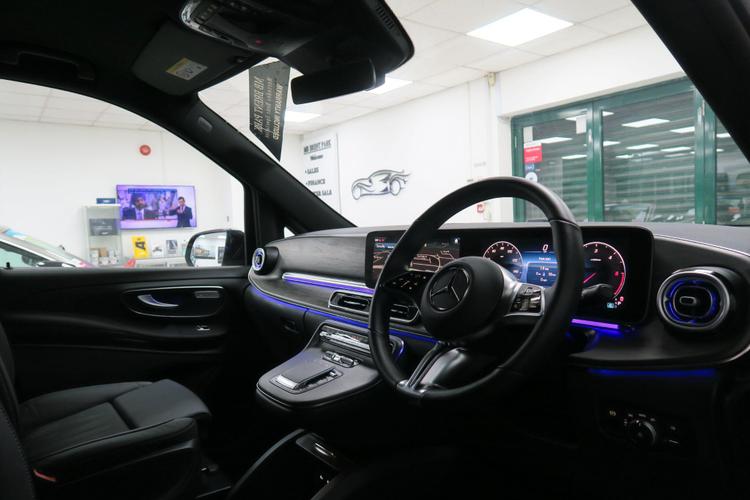 Used Mercedes-Benz V Class KN75AYX 9