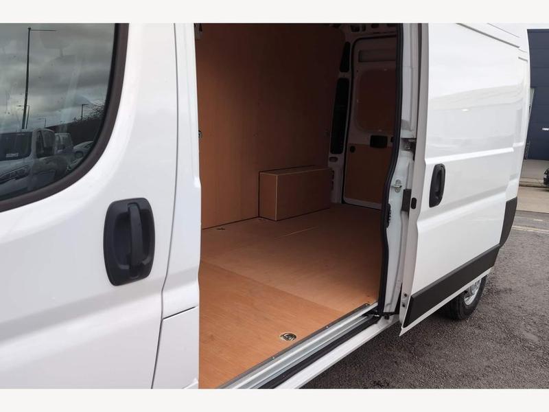 Used Peugeot Boxer NV23XCU 7