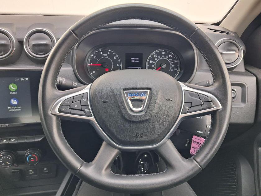 Dacia Duster Photo at-0b4957cd25624d41995b5bda6e882ca4.jpg