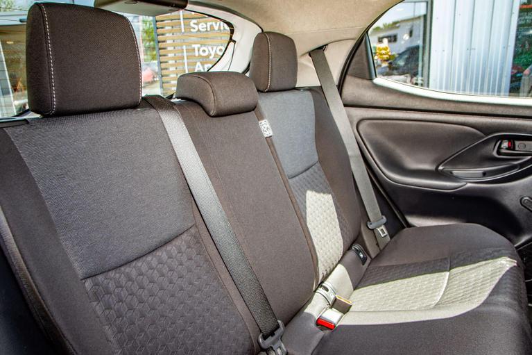 Used Toyota Yaris CP72VKN 11