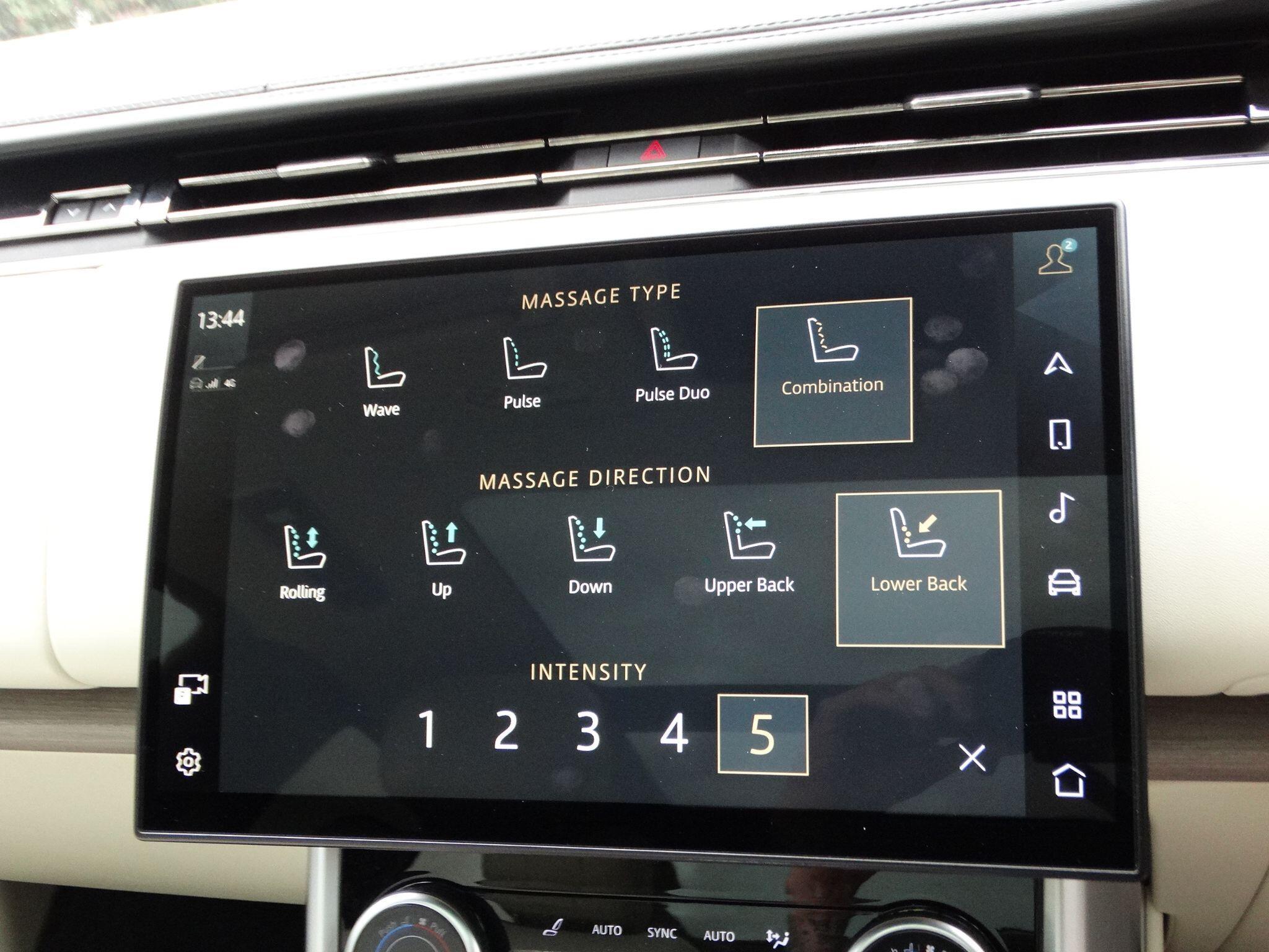 Land Rover Range Rover 3.0 D350 MHEV First Edition Auto 4WD Euro 6 (s/s) 5dr — photo 31