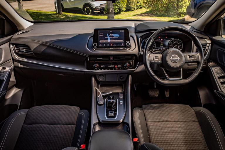 Used Nissan Qashqai YD72OFX 8