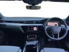 Audi e-tron Photo 15