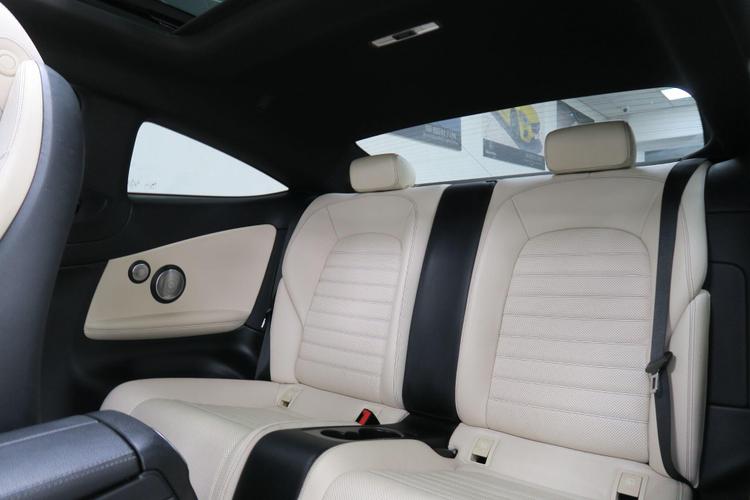 Used Mercedes-Benz C Class OY70ORT 14