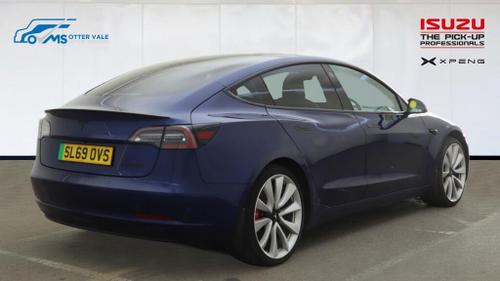 TESLA MODEL 3 Photo at-0bbdfb3af46a4aff9a5c34a8a743058b.jpg