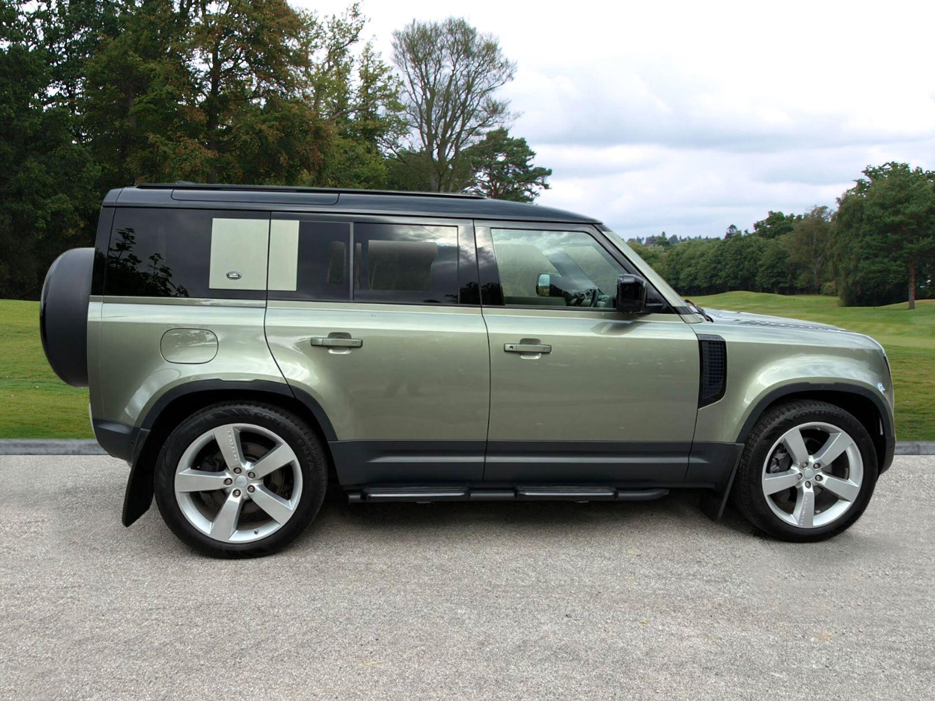 Land Rover Defender 110 3.0 D250 MHEV First Edition Auto 4WD Euro 6 (s/s) 5dr — photo 2