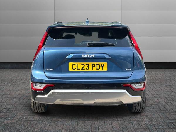 Kia Niro Photo at-0bc2926878c04335aa470b0e5f4de174.jpg