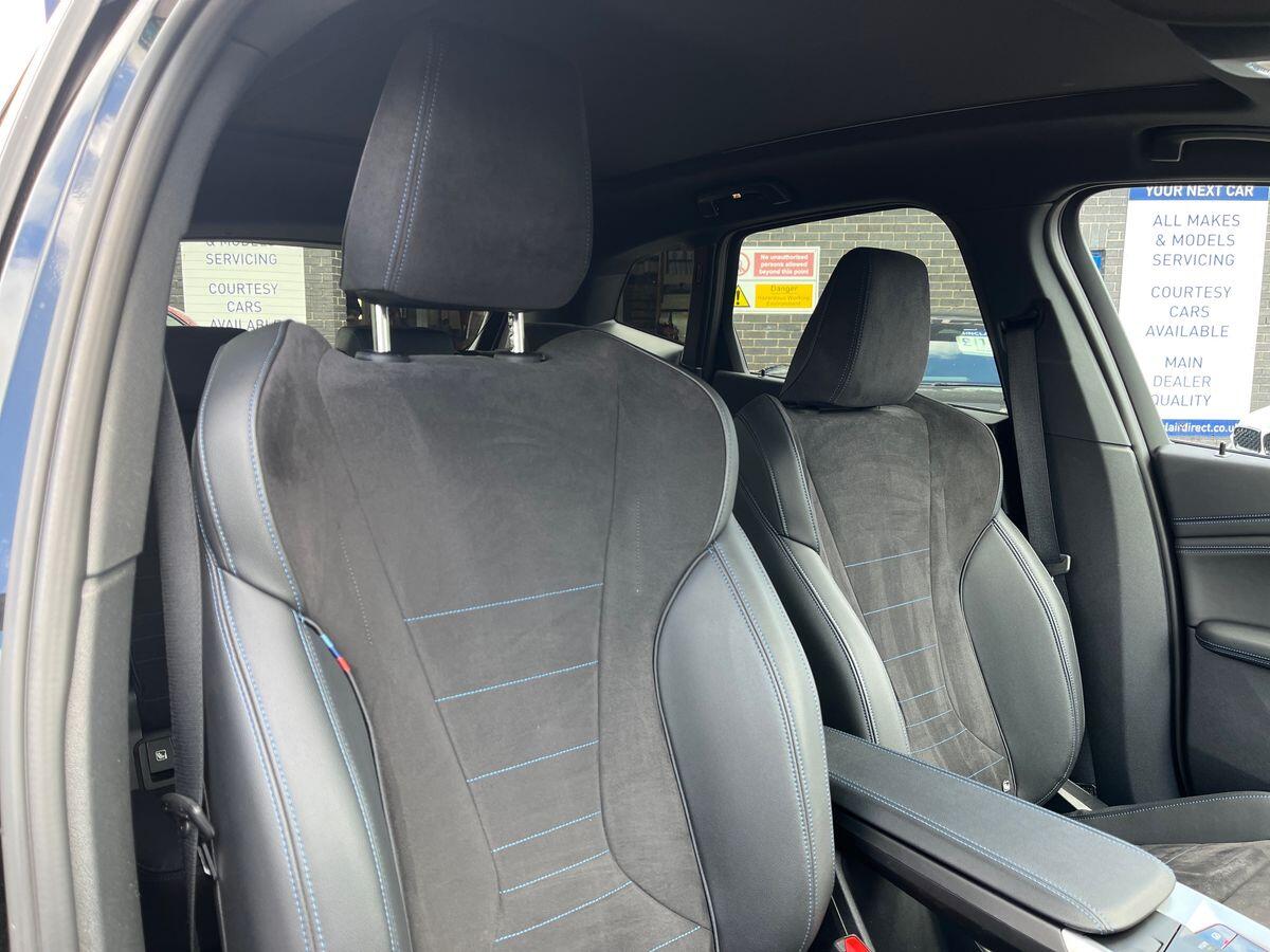 BMW 2 Series Active Tourer Photo 29