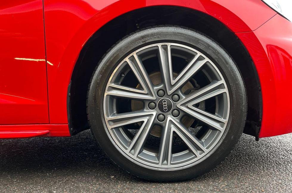 Audi A1 Photo at-0bdbd3422b3f400d86f17a835b4bbd62.jpg