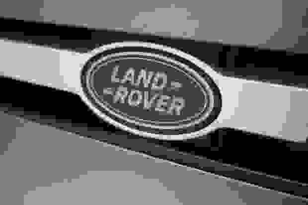Land Rover DEFENDER Photo at-0c014603bdcd4b00a8535ce00df679c2.jpg