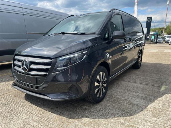 Used ~ Mercedes-Benz Vito 2.0 119 CDI SELECT Crew Van G-Tronic RWD L2 Euro 6 (s/s) 5dr Graphite Grey at MBNI Truck & Van