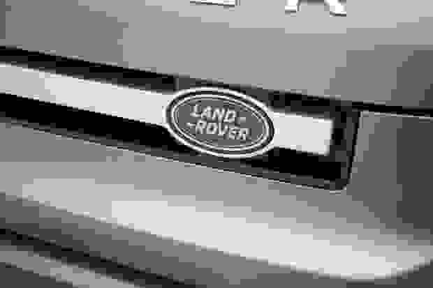Land Rover Defender 110 Photo at-0c472989f0c04836a385235b2e6e2ac0.jpg