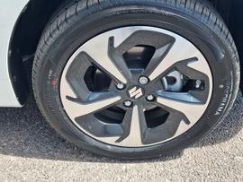 Suzuki Swift Photo 14