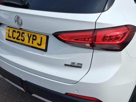 MG MG ZS Photo 7