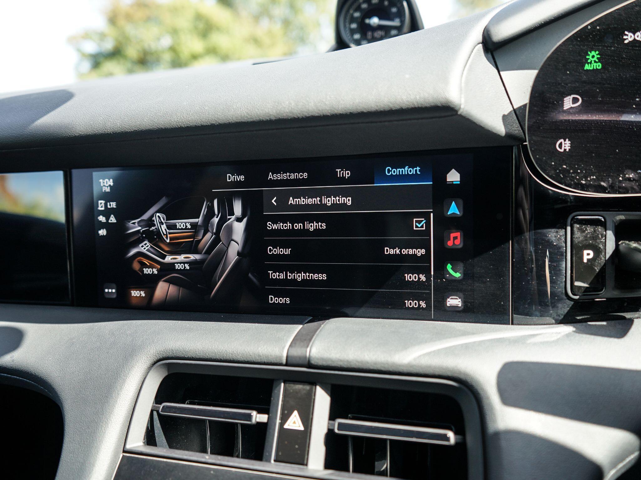 Porsche Taycan Performance 79.2kWh Auto RWD 4dr (11kW Charger) — photo 36