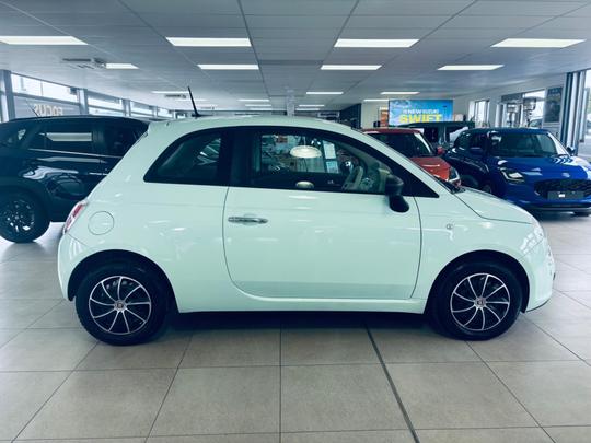 Fiat 500 Photo at-0c8d10403c9d4dfe95cb32b5d36d9471.jpg