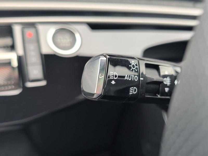 Used Peugeot 5008 202609035684391 21