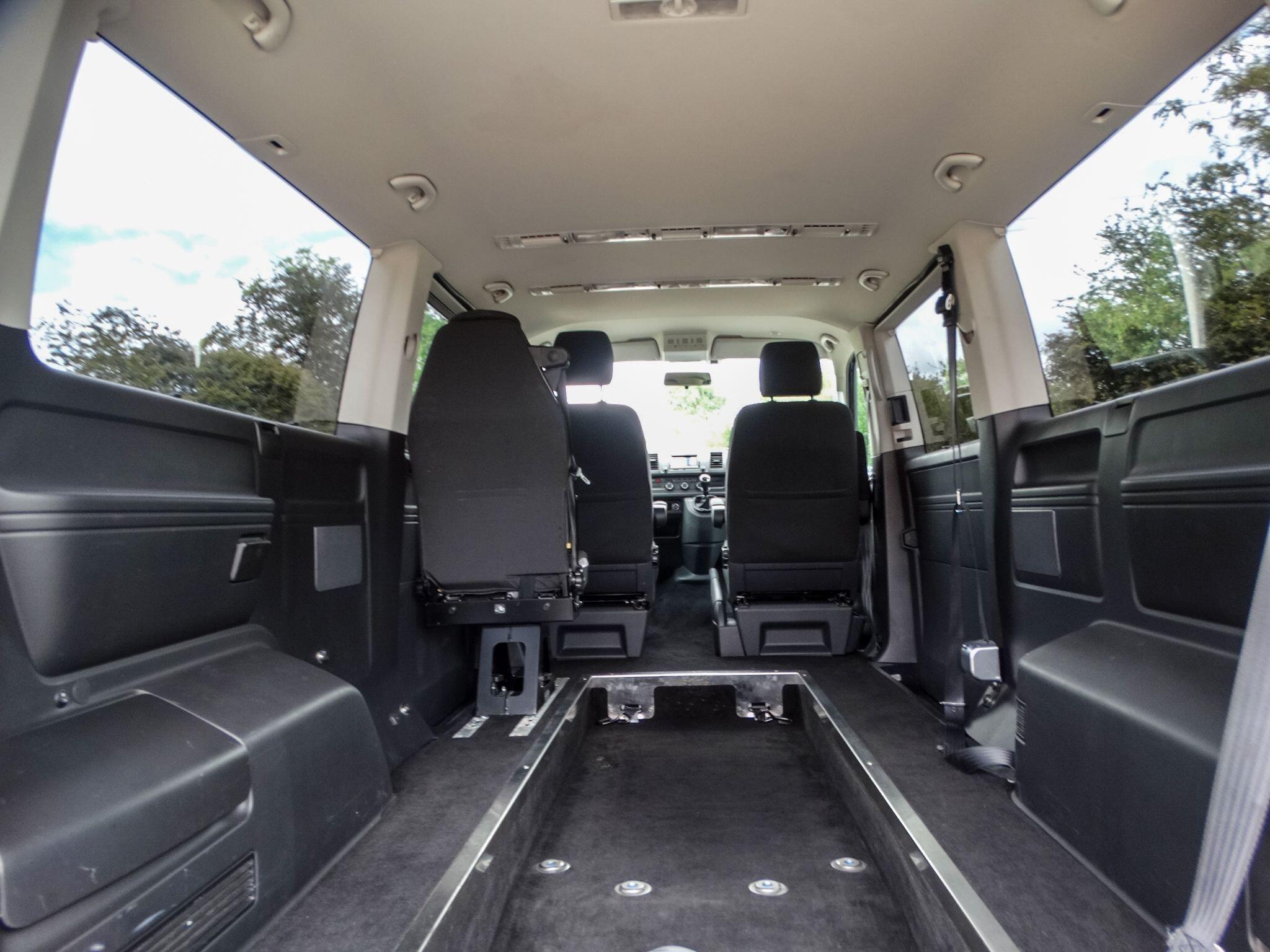 Volkswagen Transporter Shuttle