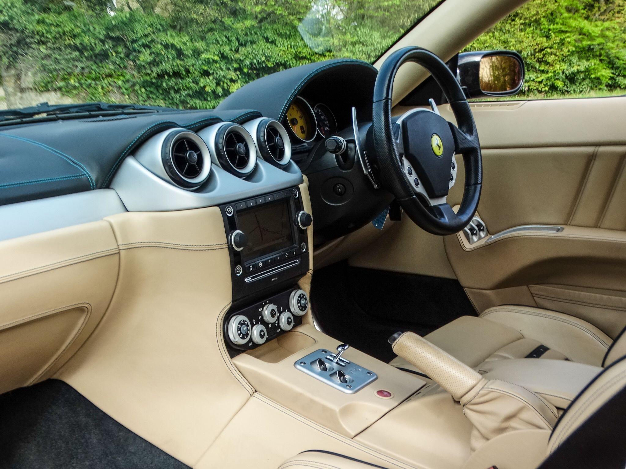Ferrari 612 5.7 Scaglietti FI Coupe 2dr Petrol Automatic (475 g/km, 532 bhp) — photo 18