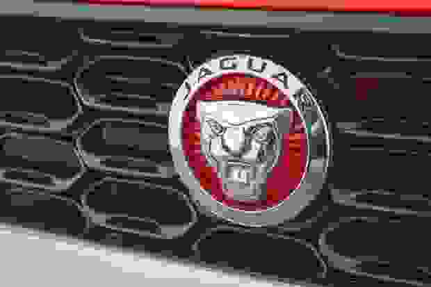 Jaguar F-TYPE Photo at-0cfeb0d536524d55982af4eb516205ea.jpg