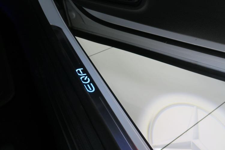 Used Mercedes-Benz EQA NA22SPZ 19
