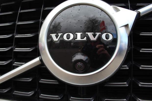 Volvo XC90 Photo at-0d1731076d7546a986c705f22617c013.jpg