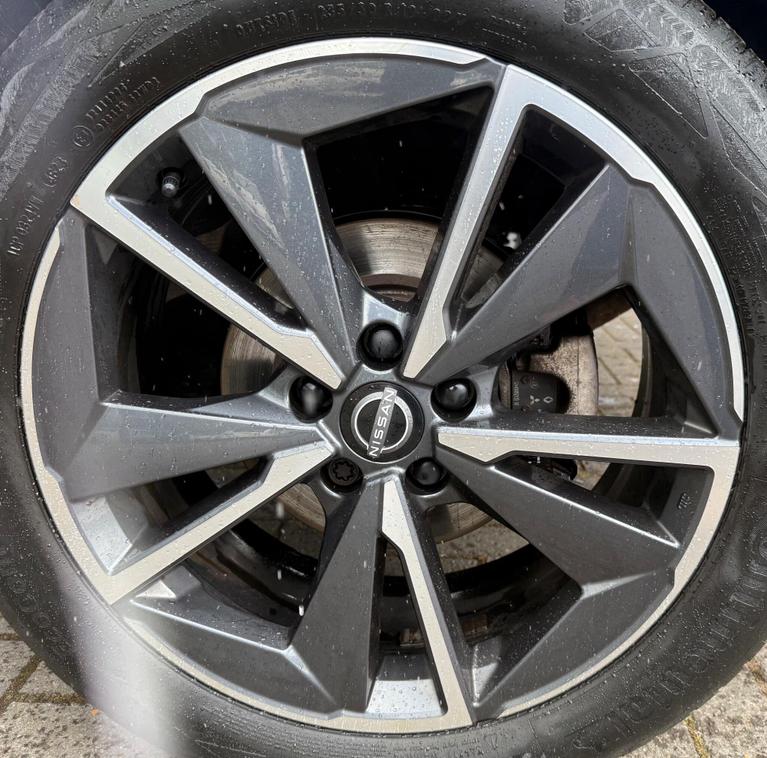 Used Nissan Qashqai KE73UYV 24