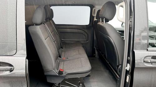 Mercedes-Benz Vito Photo at-0d2371978d1146bcab0f7e808ef51b25.jpg