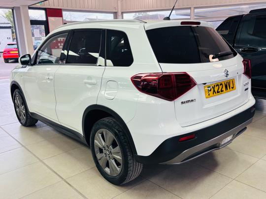 Suzuki Vitara Photo at-0d24a6a96fd4433d9094bbf5e5290d4c.jpg