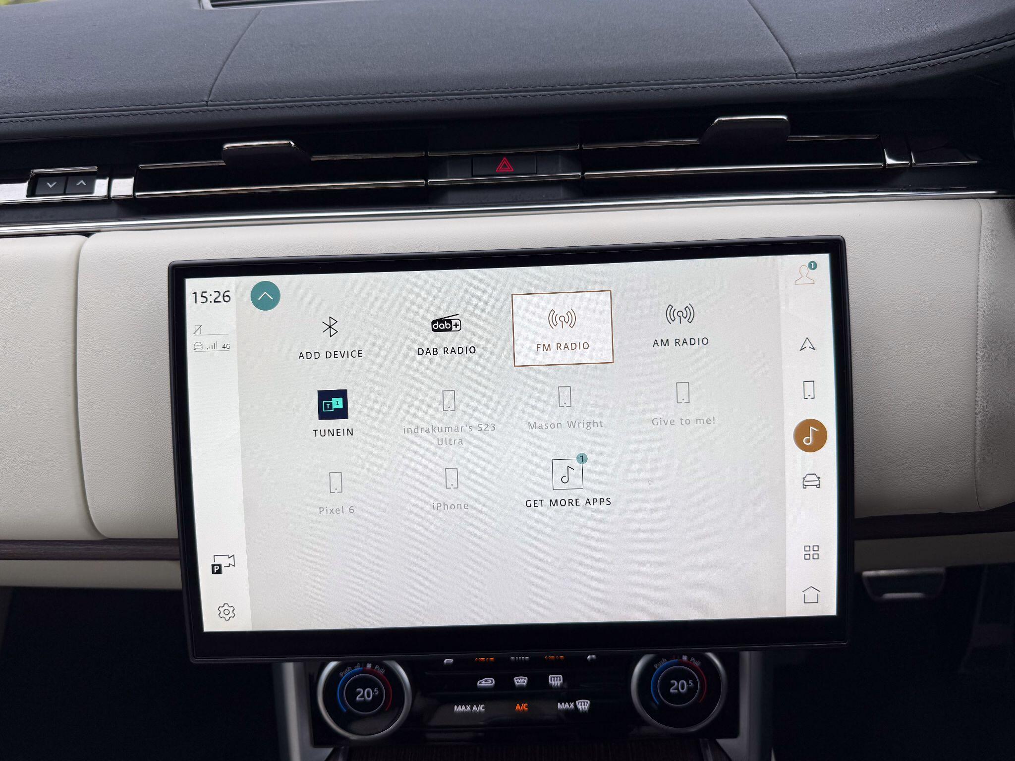 Land Rover Range Rover 3.0 P440e 38.2kWh SE SUV 5dr Petrol Plug-in Hybrid Auto 4WD Euro 6 (s/s) (440 ps) — photo 41