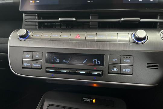 Hyundai KONA Photo at-0d2f006443564d958036bf7886278cbf.jpg