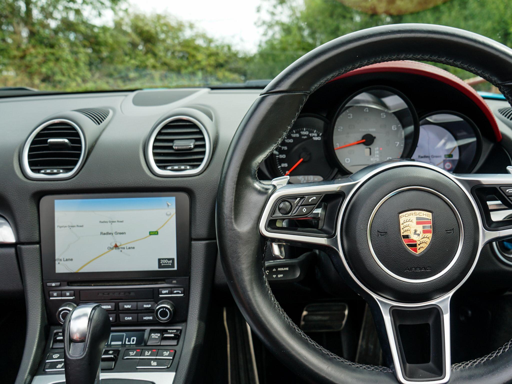 Porsche 718 Boxster 2.5T S Convertible 2dr Petrol PDK Euro 6 (s/s) (350 ps) — photo 8