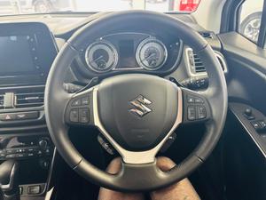 Suzuki S-Cross Photo 33
