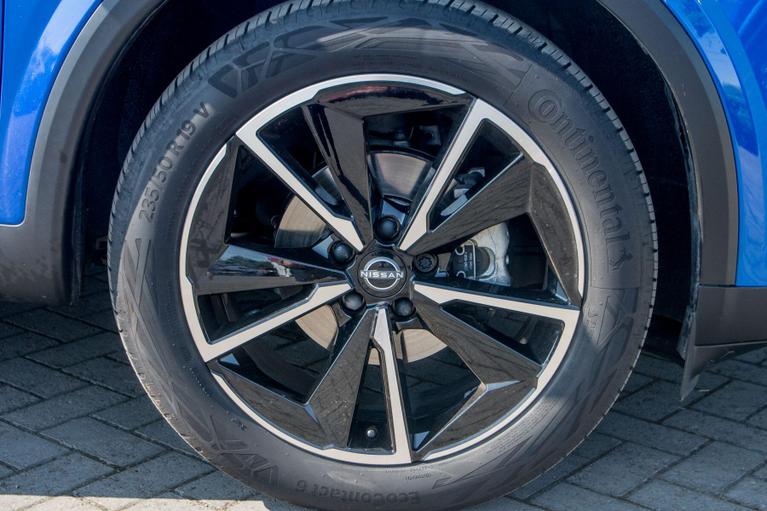 Used Nissan Qashqai WU26MKO 15