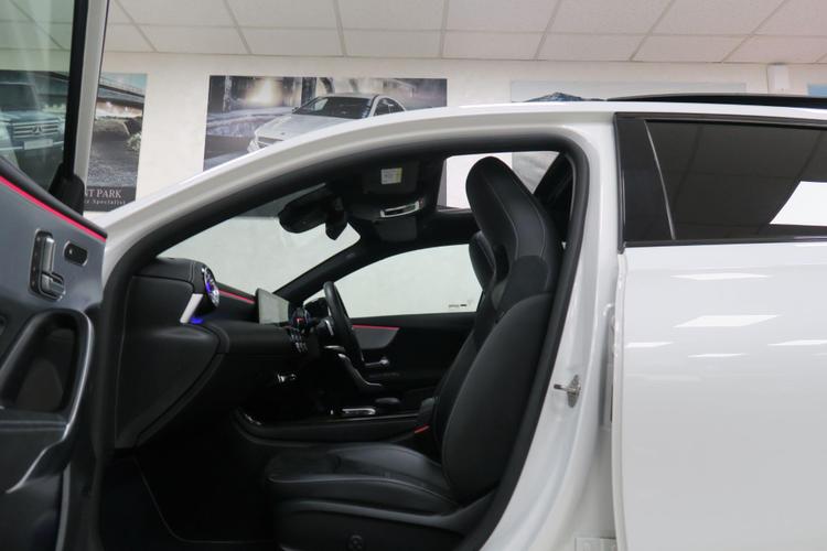 Used Mercedes-Benz A Class YK71MWD 10