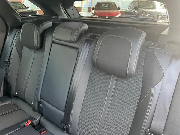 Used Peugeot 3008 LG72KYK 48
