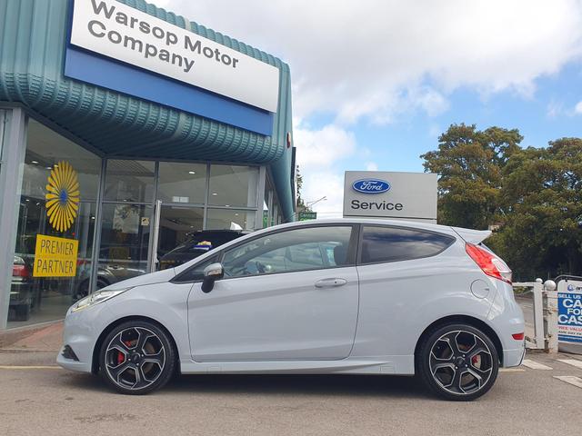 Used Ford Fiesta EX16VFU 2