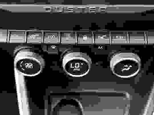 Dacia Duster Photo at-0e32912493b24d2baca085aac6a6c636.jpg